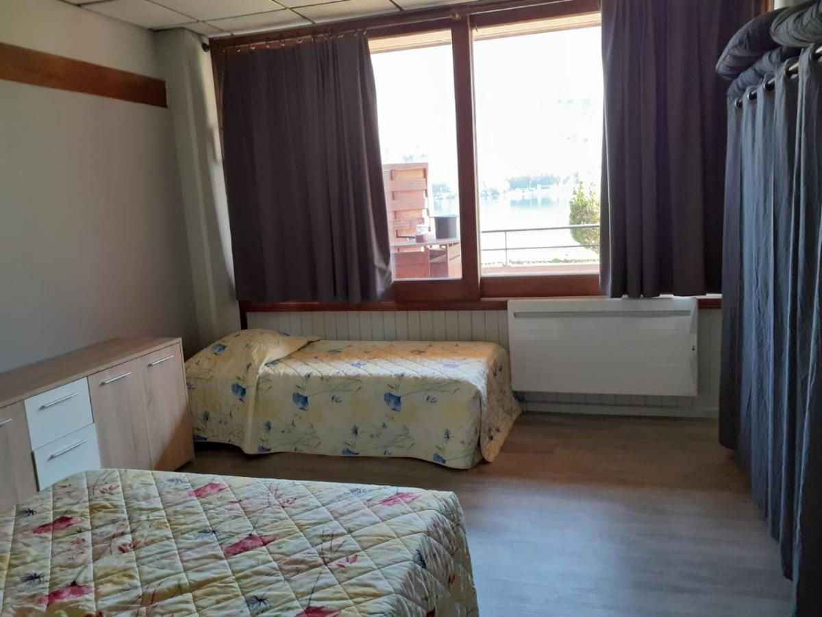 Hotel Les Sirenes Lepin-le-Lac Esterno foto
