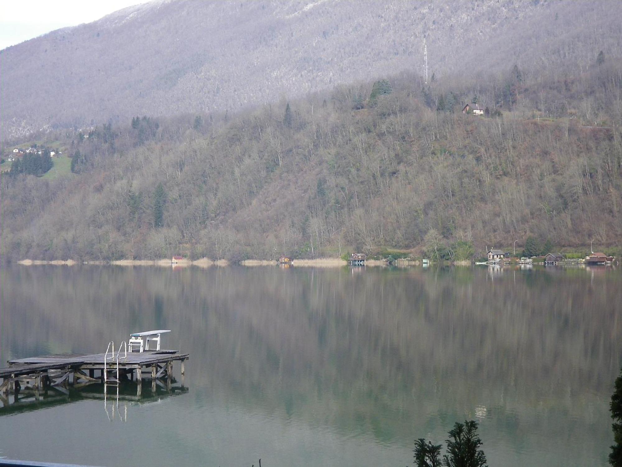 Hotel Les Sirenes Lepin-le-Lac Esterno foto