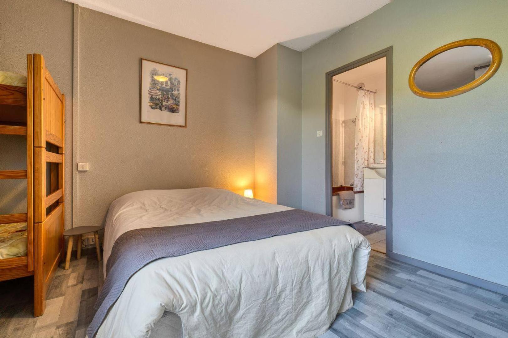Hotel Les Sirenes Lepin-le-Lac Esterno foto