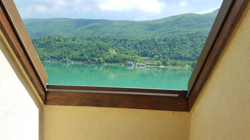 Hotel Les Sirenes Lepin-le-Lac Esterno foto